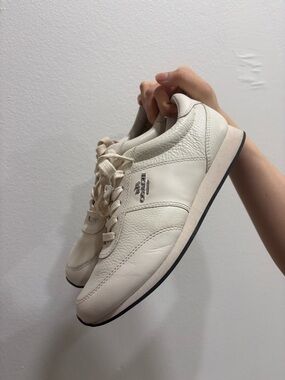 Coach Women's Cream Leather Low-Top Sneakers